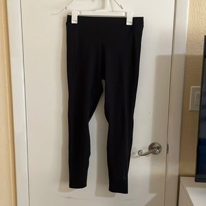 Black leggings with pockets